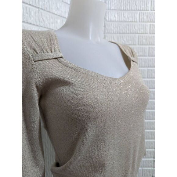 WHBM Women's Metallic Gold Shimmer Sweetheart Neck 3/4 Sleeve Knit Top Size XS - Picture 3 of 5